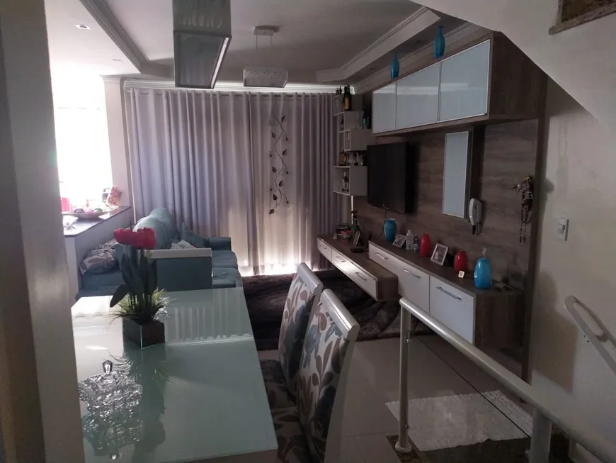 Foto 1 de Sobrado com 3 Quartos à venda, 133m² em Jardim Pilar, Santo André