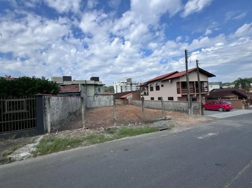 Foto 1 de Lote/Terreno à venda, 315m² em Bom Retiro, Joinville