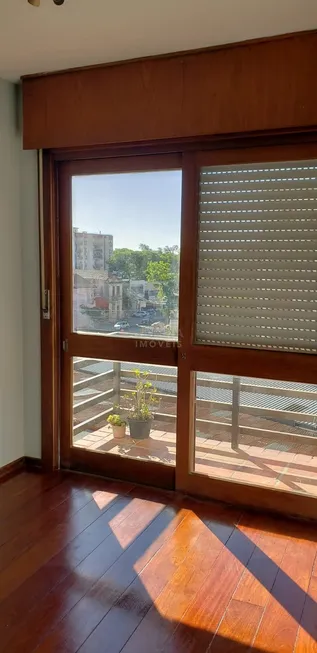 Foto 1 de Apartamento com 2 Quartos à venda, 74m² em Floresta, Porto Alegre