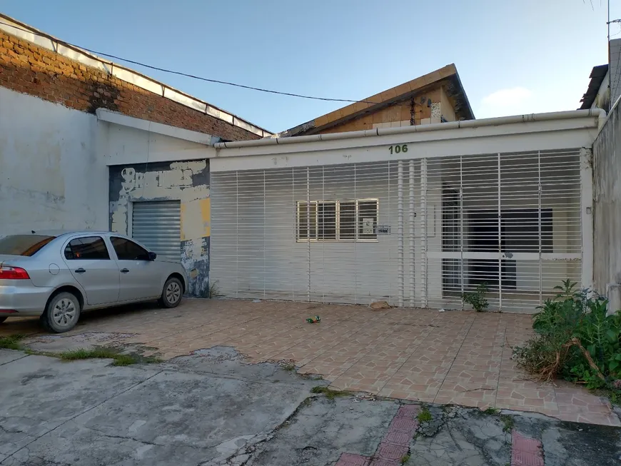 Foto 1 de Casa com 3 Quartos à venda, 160m² em Imbiribeira, Recife