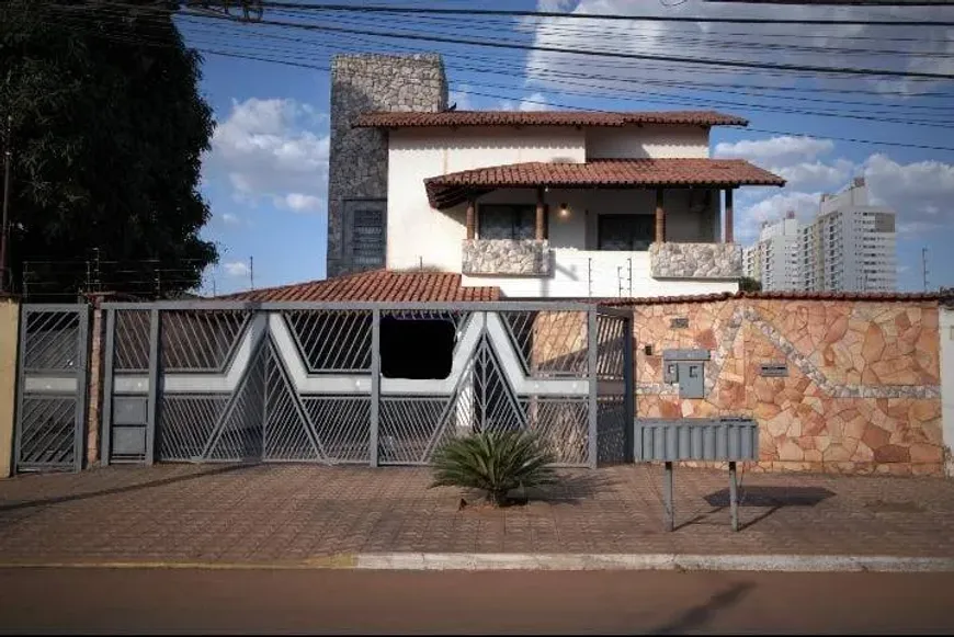 Foto 1 de Casa com 4 Quartos à venda, 492m² em Setor Criméia Leste, Goiânia