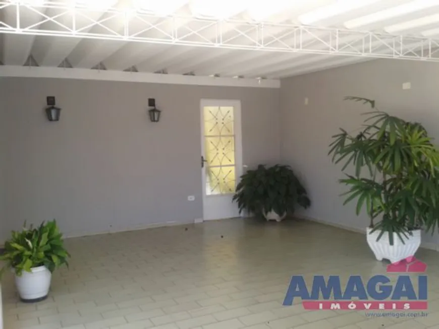 Foto 1 de Casa com 3 Quartos à venda, 120m² em Jardim Luiza, Jacareí