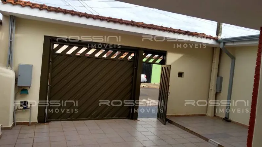 Foto 1 de Casa com 5 Quartos à venda, 170m² em Parque Industrial Avelino Alves Palma, Ribeirão Preto
