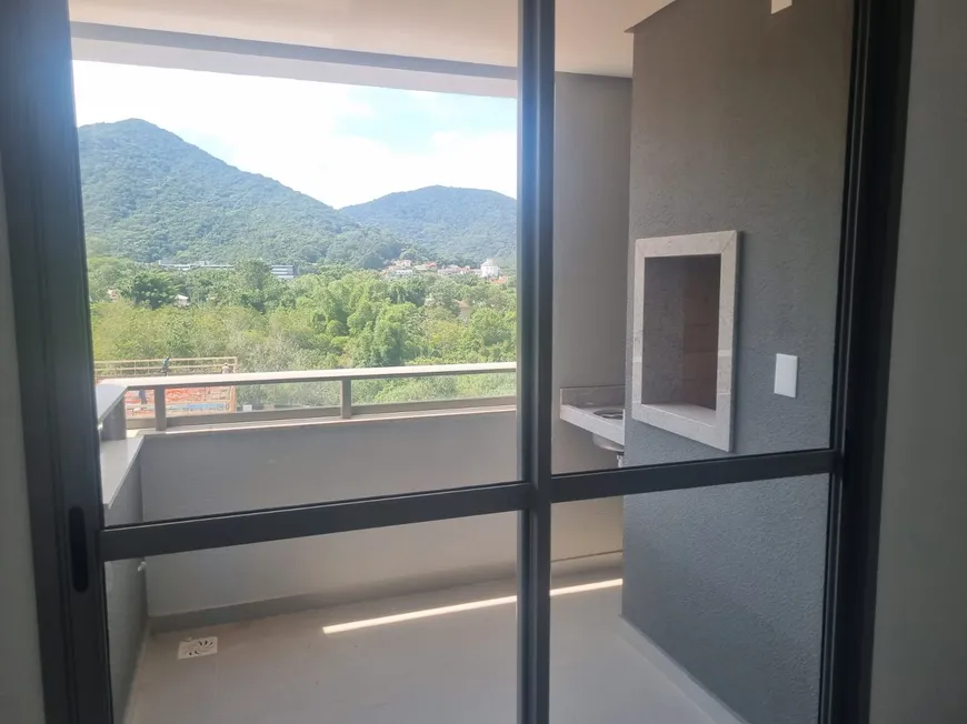 Foto 1 de Apartamento com 2 Quartos à venda, 70m² em Cacupé, Florianópolis