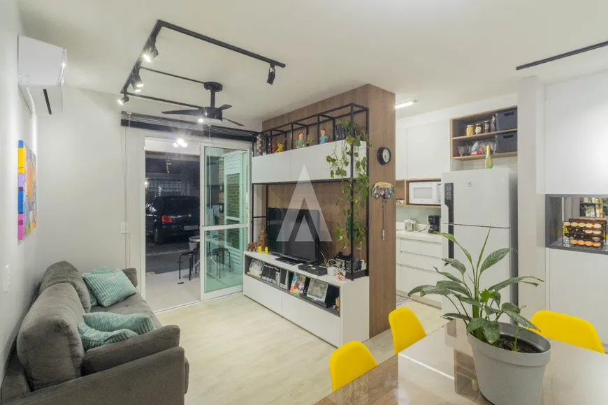Foto 1 de Apartamento com 3 Quartos à venda, 75m² em Atiradores, Joinville