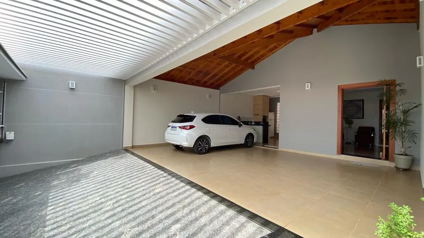 Foto 1 de Casa com 3 Quartos à venda, 250m² em Castelinho, Piracicaba