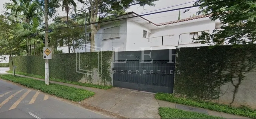 Foto 1 de Casa com 4 Quartos à venda, 390m² em Jardim América, São Paulo