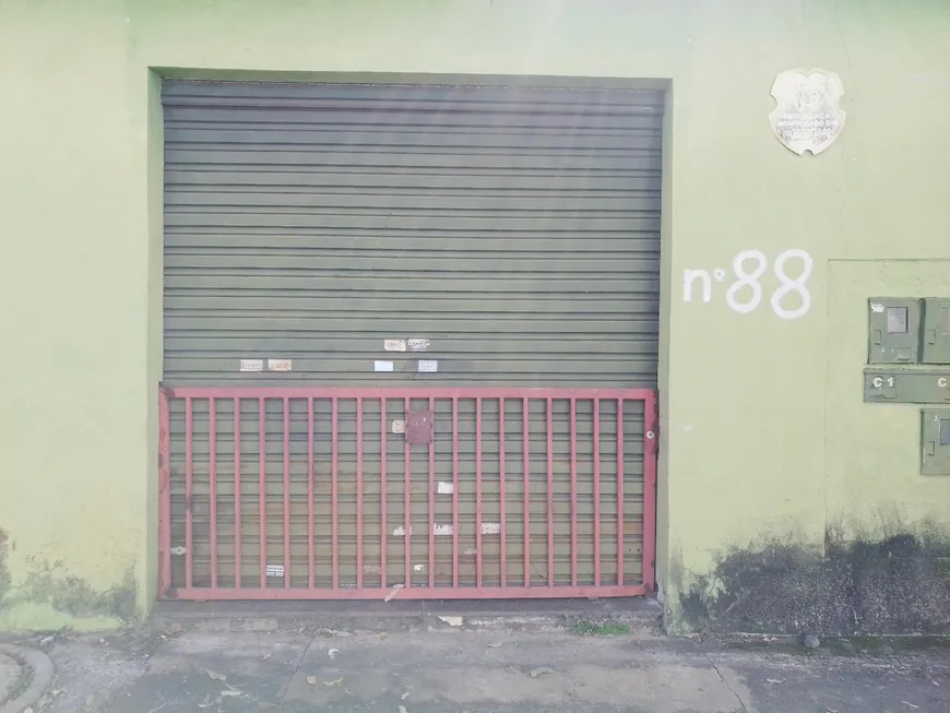 Foto 1 de Galpão/Depósito/Armazém para alugar, 36m² em Bairro Rodoviario, Goiânia
