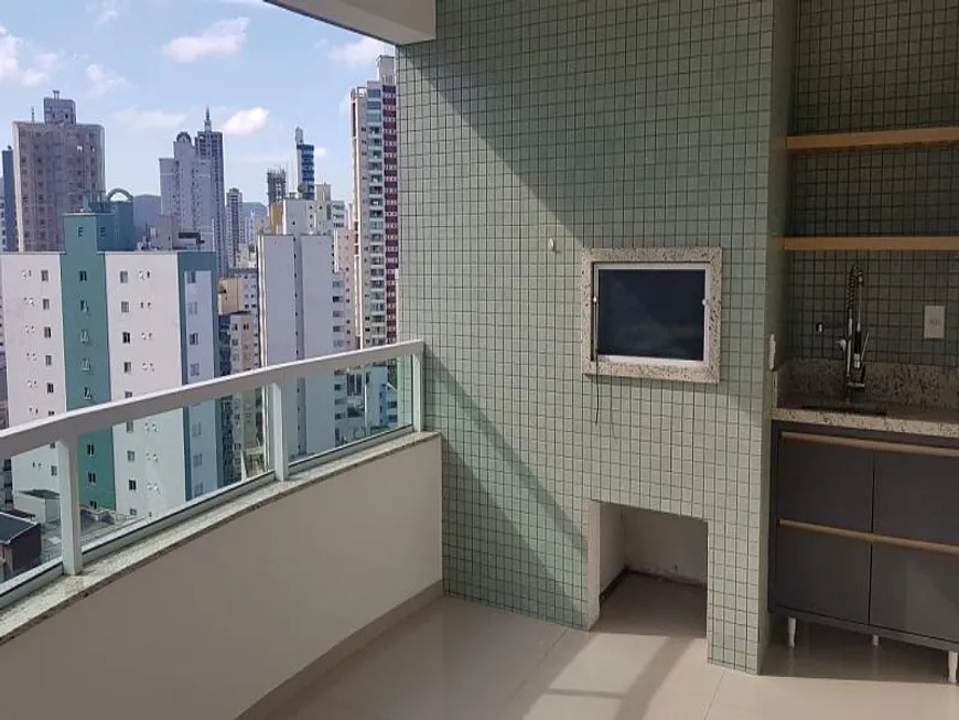 Foto 1 de Apartamento com 3 Quartos à venda, 121m² em Centro, Balneário Camboriú