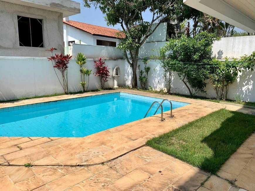 Casa em Condomínio para Venda - Barueri / SP no bairro Alphaville  Residencial Zero, 4 dormitórios, sendo 4 suítes, 6 banheiros, 8 vagas de  garagem, mobiliado, área total 590,00 m², área construída 540,00 m², área  útil 540,00 m², terreno 590,00 m²