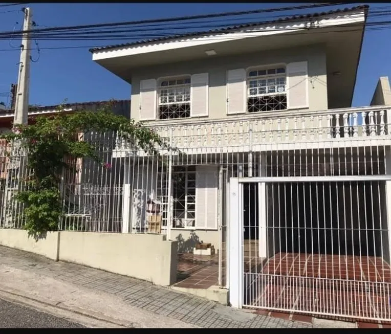 Foto 1 de Casa com 3 Quartos à venda, 191m² em Centro, Florianópolis