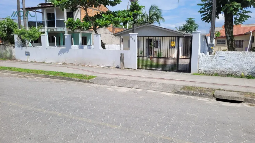 Foto 1 de Casa com 2 Quartos à venda, 139m² em Itapema do Norte, Itapoá