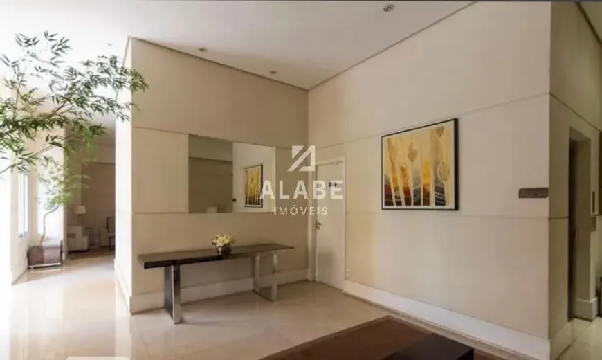 Foto 1 de Apartamento com 3 Quartos à venda, 110m² em Vila Alexandria, São Paulo