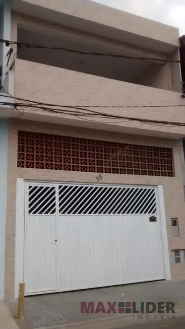 Foto 1 de Sobrado com 3 Quartos à venda, 195m² em Jardim do Líbano, Barueri