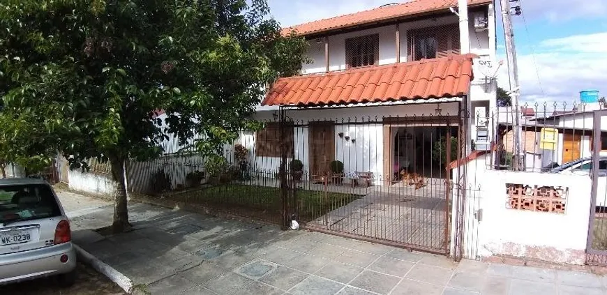 Foto 1 de Casa com 4 Quartos à venda, 150m² em Jardim Krahe, Viamão