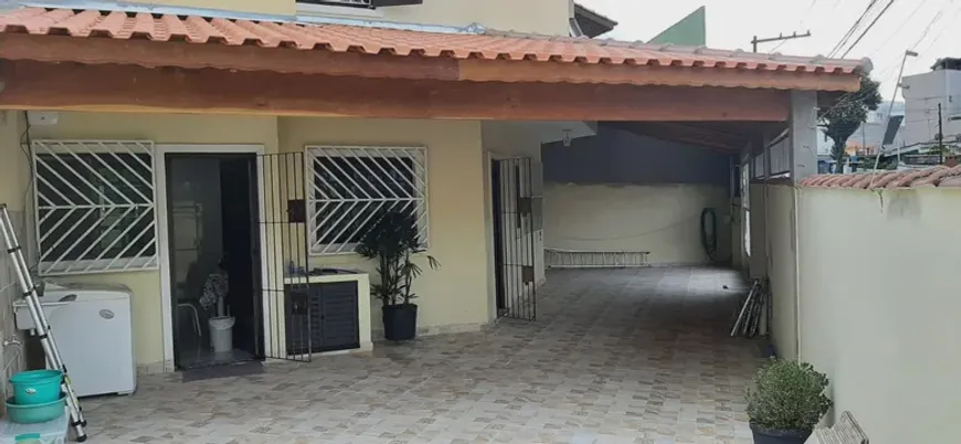 Foto 1 de Casa com 3 Quartos à venda, 140m² em Patamares, Salvador
