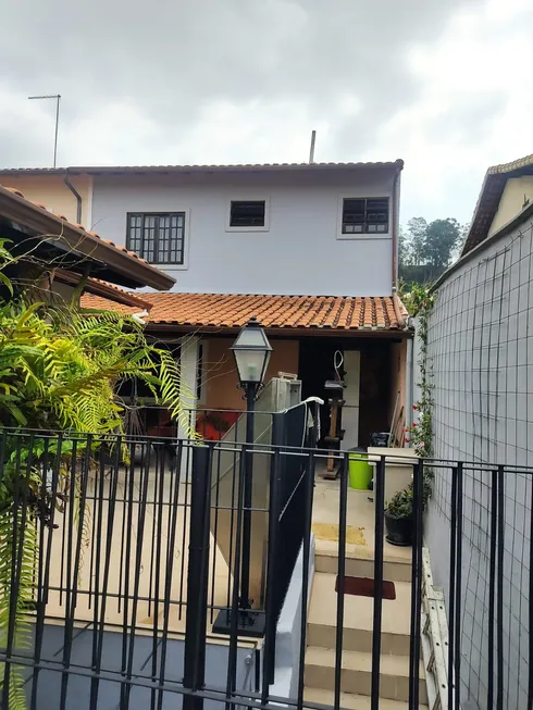 Foto 1 de Apartamento com 4 Quartos à venda, 220m² em Jardim Belvedere, Volta Redonda