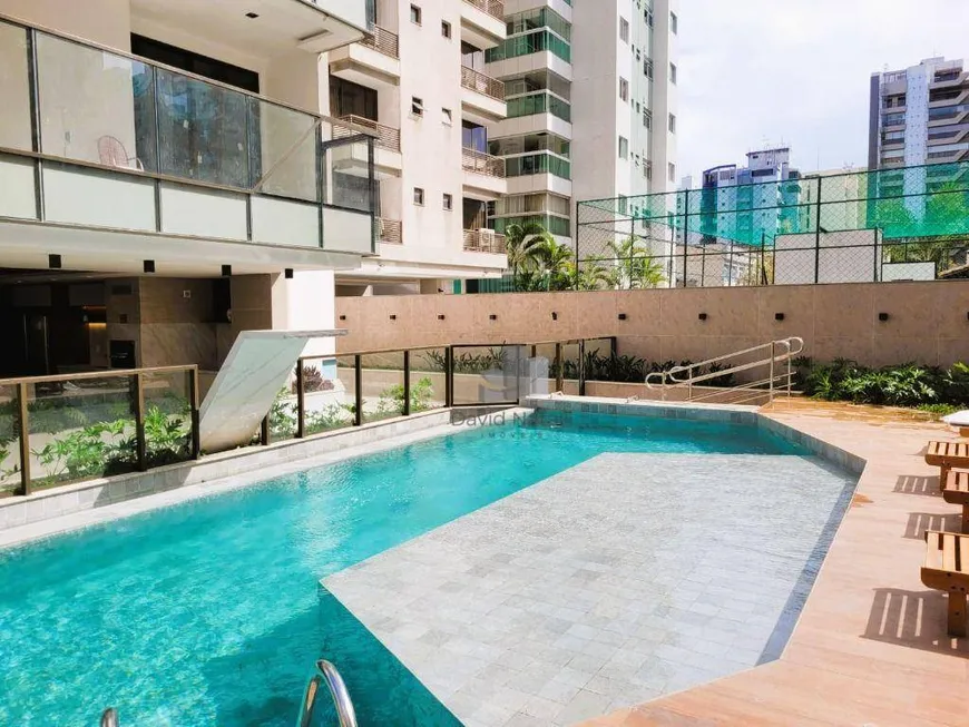 Foto 1 de Apartamento com 4 Quartos à venda, 217m² em Praia do Canto, Vitória