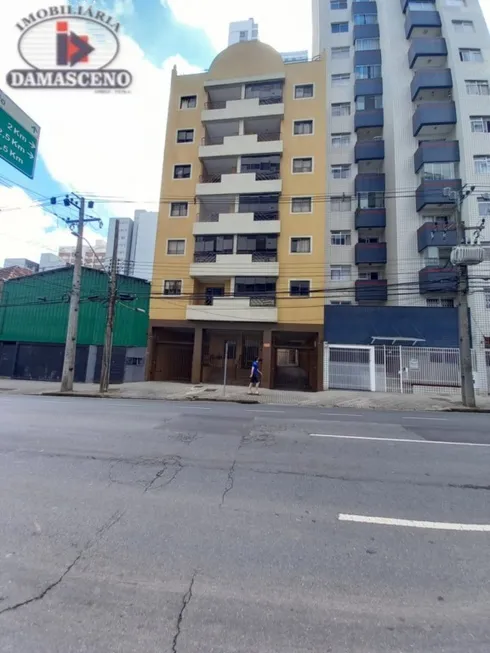 Foto 1 de Apartamento com 1 Quarto à venda, 46m² em Centro, Curitiba