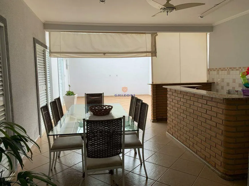 Foto 1 de Casa de Condomínio com 4 Quartos à venda, 220m² em Jardim Shangri La, Bauru