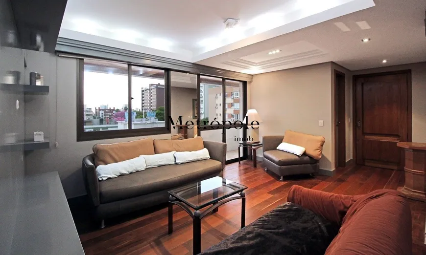 Foto 1 de Apartamento com 3 Quartos para venda ou aluguel, 155m² em Auxiliadora, Porto Alegre