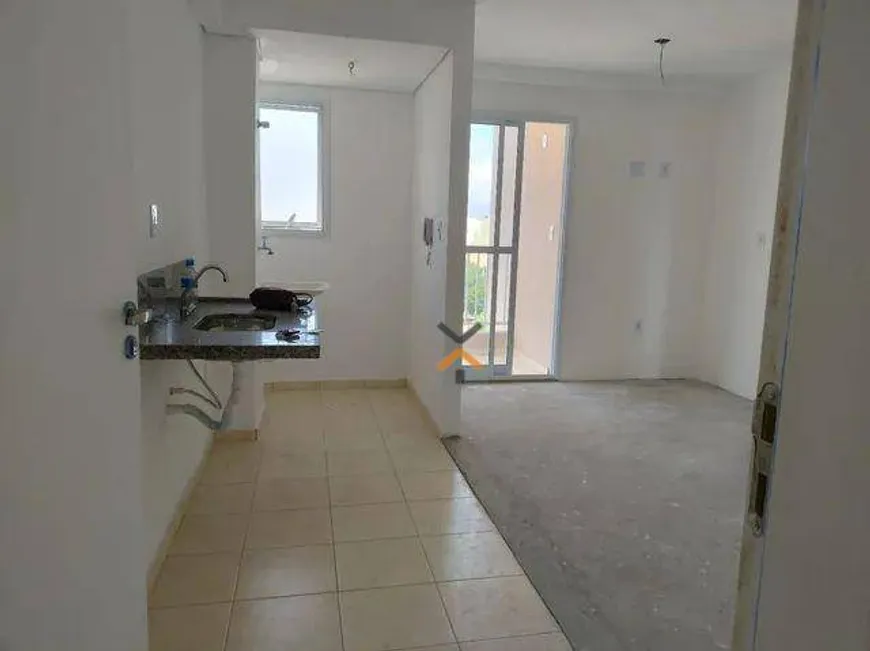 Foto 1 de Apartamento com 2 Quartos à venda, 47m² em Vila Curuçá, Santo André