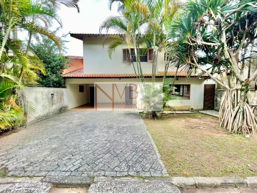 Foto 1 de Casa de Condomínio com 3 Quartos à venda, 233m² em Jardim Ana Estela, Carapicuíba