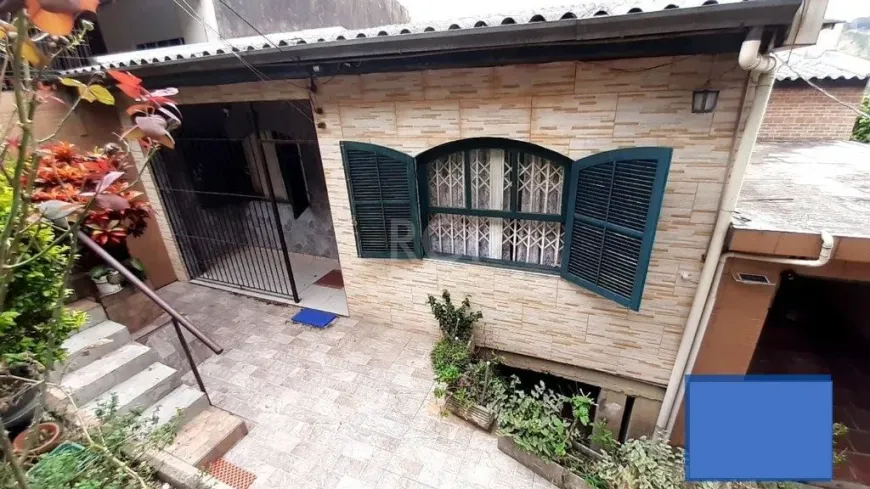 Foto 1 de Casa com 3 Quartos à venda, 201m² em Jardim Carvalho, Porto Alegre