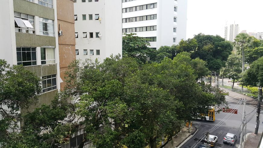 Foto 1 de Apartamento com 3 Quartos para alugar, 95m² em Campo Grande, Salvador