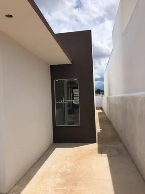 Foto 1 de Casa com 2 Quartos para venda ou aluguel, 115m² em Rio Sena, Salvador