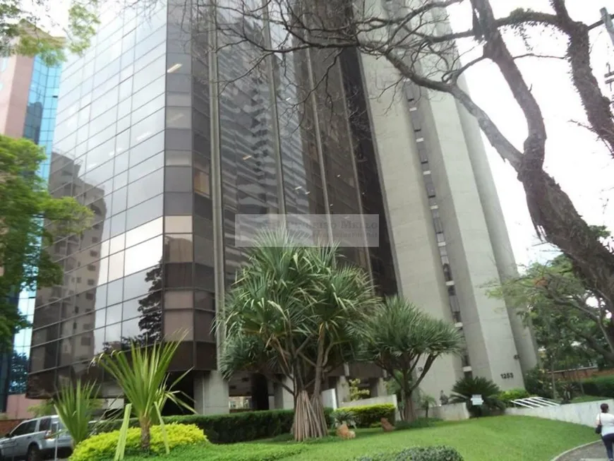 Foto 1 de Sala Comercial para venda ou aluguel, 587m² em Cidade Monções, São Paulo