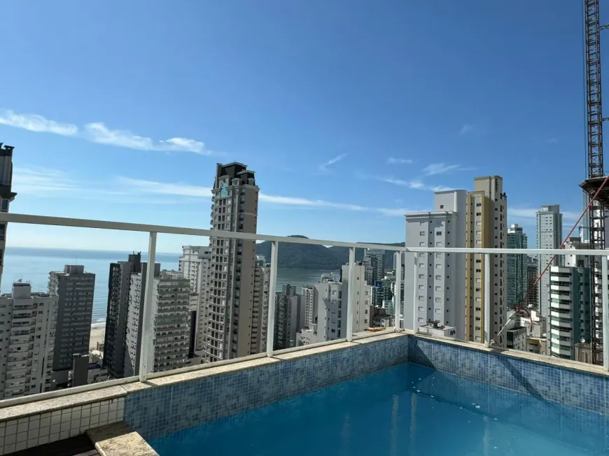 Foto 1 de Cobertura com 4 Quartos à venda, 260m² em Centro, Balneário Camboriú