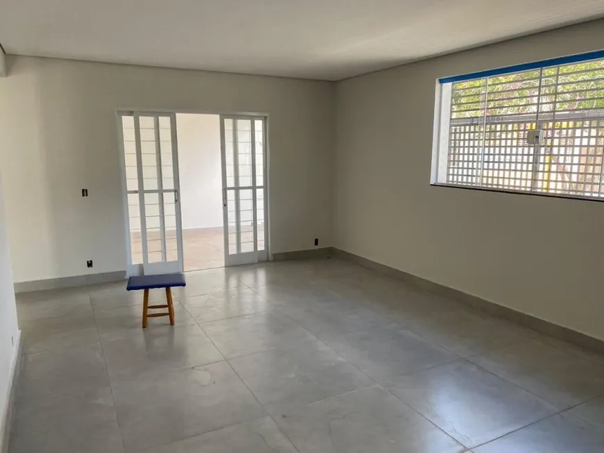 Foto 1 de Casa com 3 Quartos à venda, 214m² em Vila Camargo, Bauru