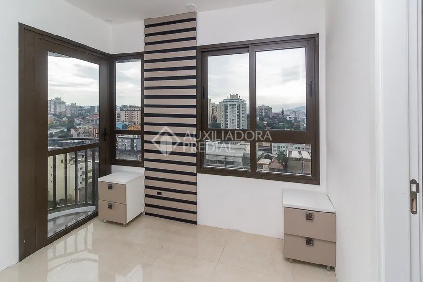 Foto 1 de Apartamento com 1 Quarto à venda, 43m² em Jardim Botânico, Porto Alegre