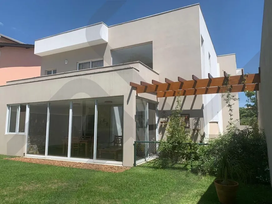 Foto 1 de Casa de Condomínio com 3 Quartos à venda, 360m² em Aldeia da Serra, Barueri