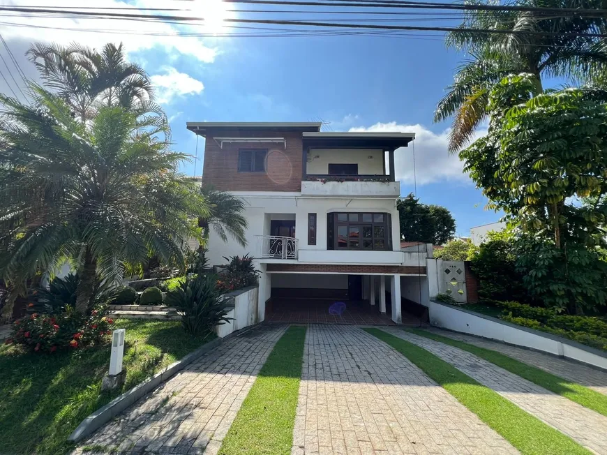 Foto 1 de Casa com 4 Quartos para alugar, 400m² em Morada dos Pinheiros Aldeia da Serra , Santana de Parnaíba