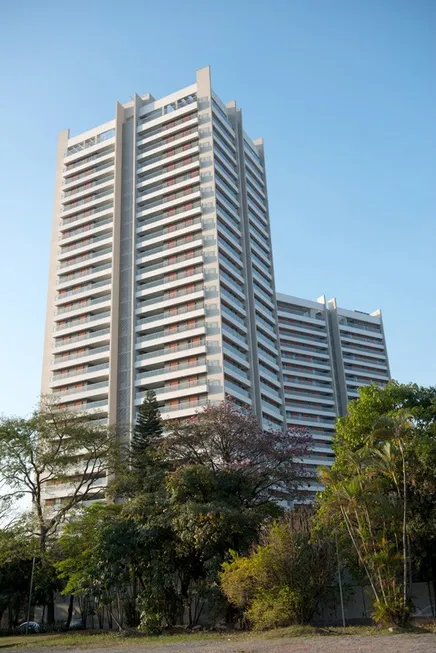 Foto 1 de Apartamento com 3 Quartos à venda, 157m² em Vila Anastácio, São Paulo