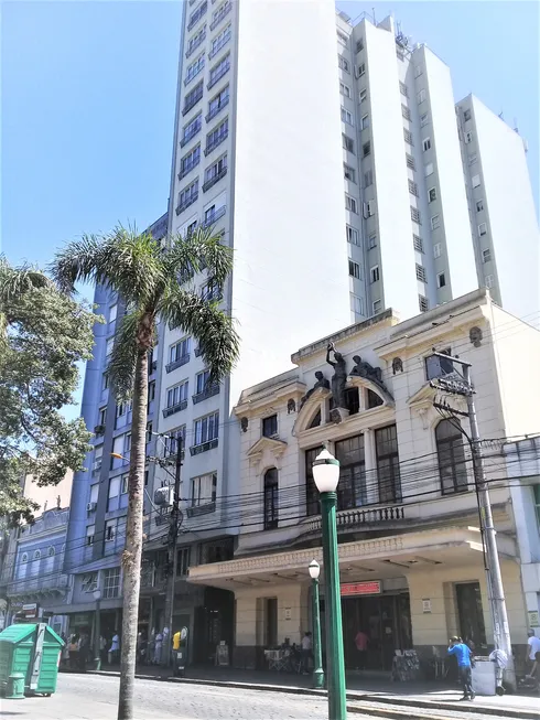Foto 1 de Apartamento com 4 Quartos para venda ou aluguel, 285m² em Centro, Caxias do Sul
