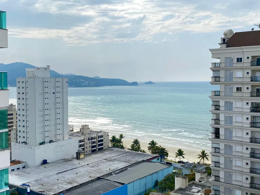 Foto 1 de Cobertura com 4 Quartos à venda, 400m² em Meia Praia, Itapema