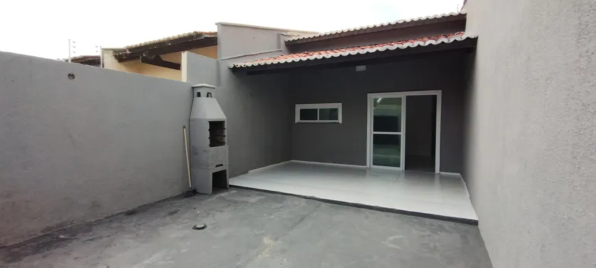 Foto 1 de Casa com 2 Quartos para alugar, 90m² em Coité, Eusébio