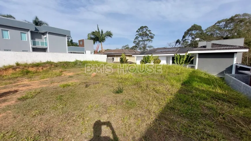 Foto 1 de Lote/Terreno à venda, 520m² em Jardim Indaiá, Embu das Artes