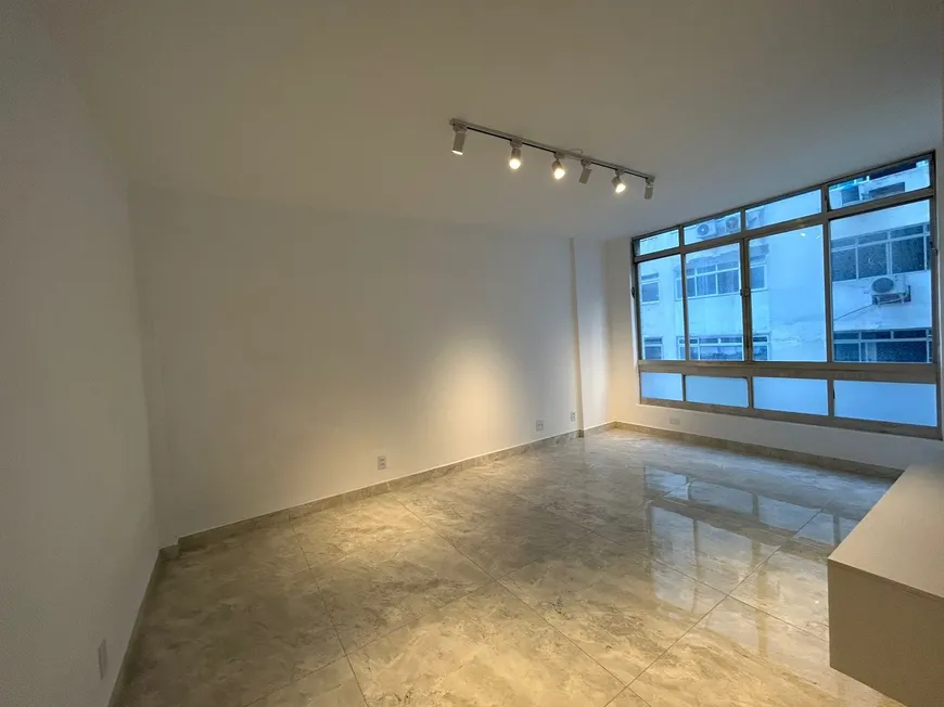 Foto 1 de Apartamento com 2 Quartos à venda, 100m² em Pompeia, Santos