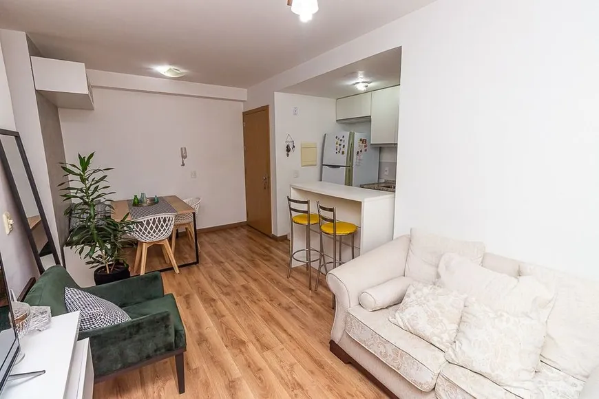 Foto 1 de Apartamento com 2 Quartos à venda, 52m² em Jardim Carvalho, Porto Alegre