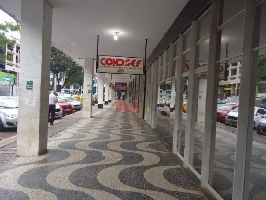 Foto 1 de Sala Comercial para alugar, 300m² em Asa Sul, Brasília