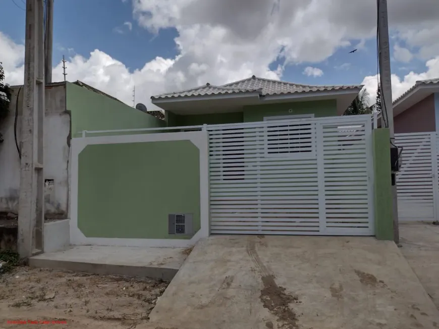 Foto 1 de Casa com 2 Quartos à venda, 70m² em Praia do Hospício, Araruama