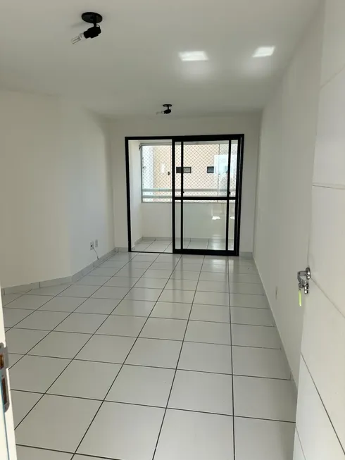 Foto 1 de Apartamento com 2 Quartos à venda, 56m² em Ponta Negra, Natal