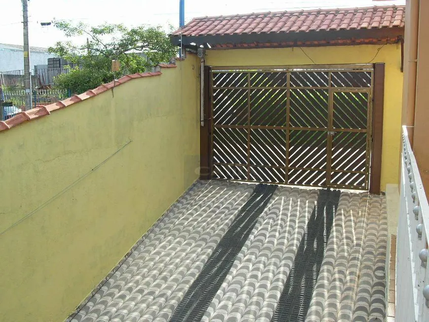 Foto 1 de Sobrado com 4 Quartos à venda, 300m² em Itaquera, São Paulo