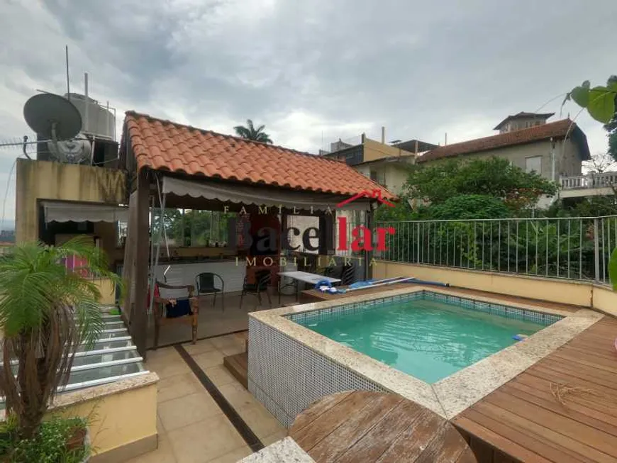 Foto 1 de Casa com 3 Quartos à venda, 160m² em Santa Teresa, Rio de Janeiro