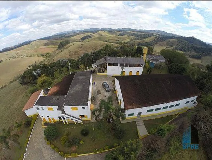 Foto 1 de Galpão/Depósito/Armazém à venda, 4000m² em Zona Rural, Cunha