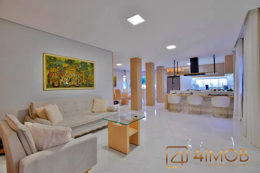 Foto 1 de Casa de Condomínio com 5 Quartos à venda, 390m² em Setor Habitacional Arniqueira, Brasília